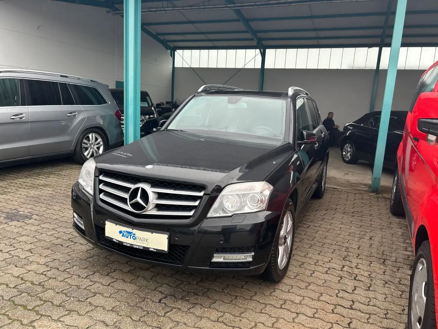 Mercedes-Benz GLK 220 GLK -Klasse CDI BlueEfficiency 4Matic Schwarz - 1