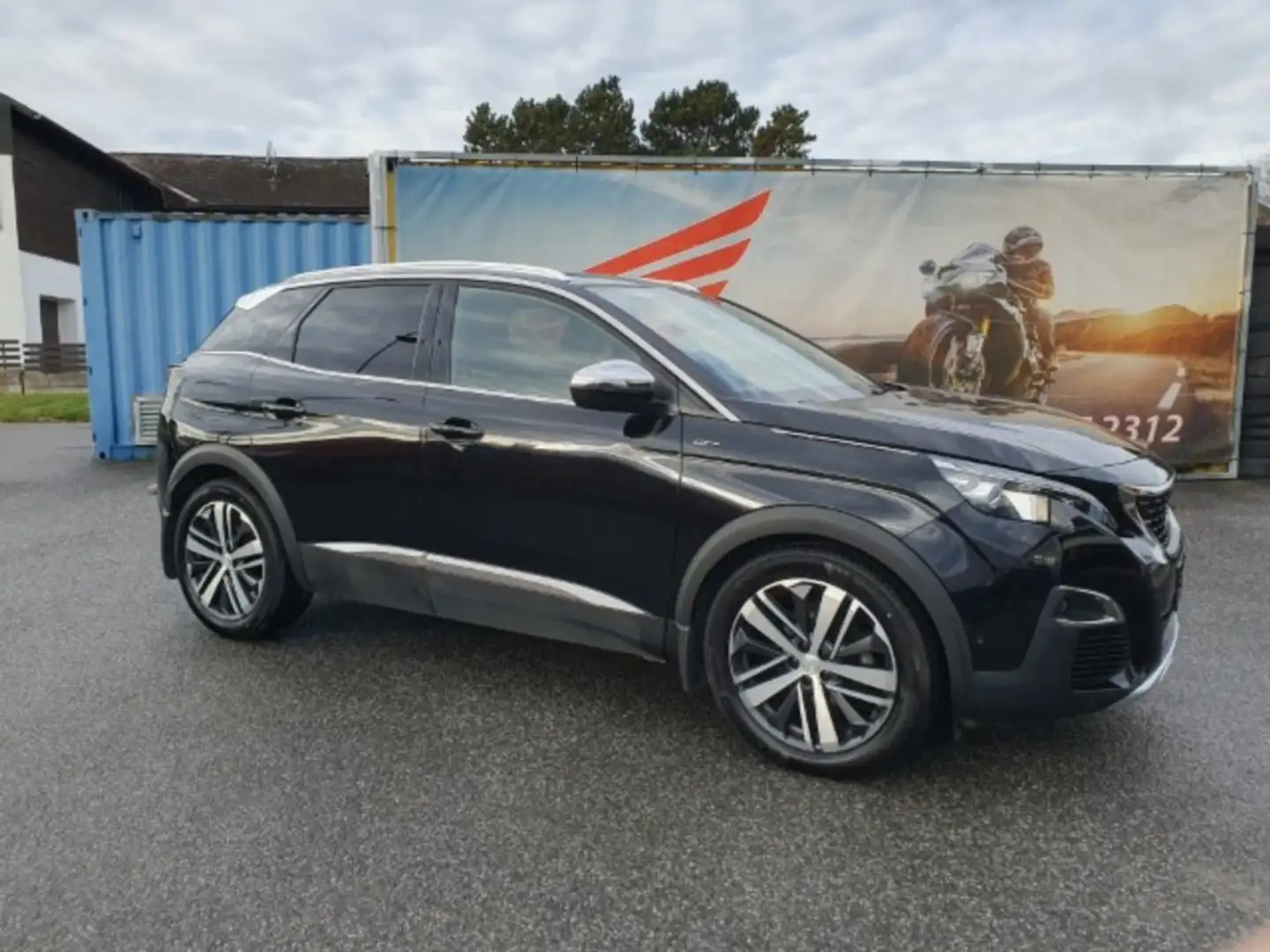Peugeot 3008 GT BHDI180 EAT6 Schwarz - 1