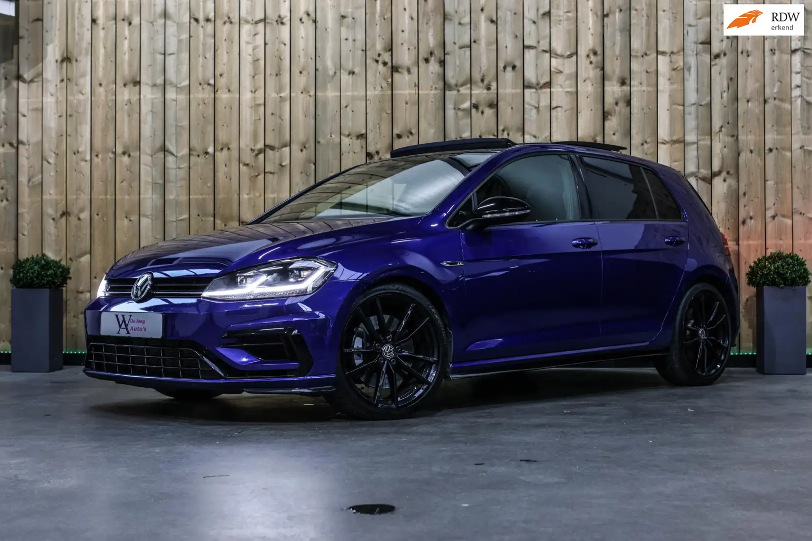 Volkswagen Golf 2.0 TSI 4Motion R *Akra*Pano*DCC*Dynaudio*Camera* Bleu - 1