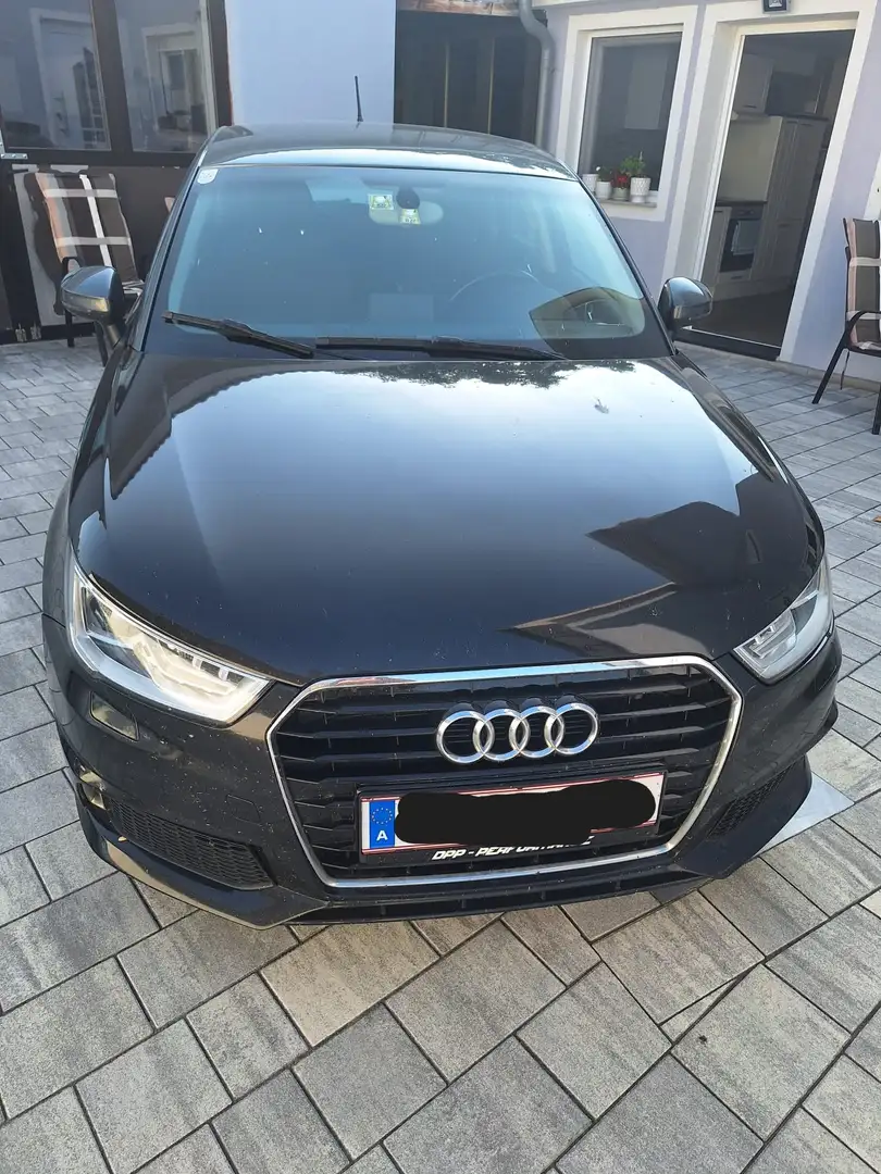 Audi A1 A1 SB 1,0 TFSI Sport Sport Schwarz - 1