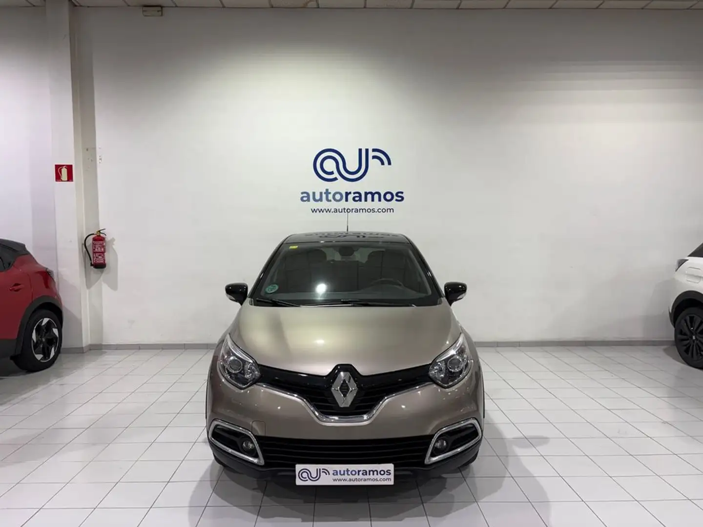 Renault Captur TCe eco2 Energy Zen 90 Brun - 2