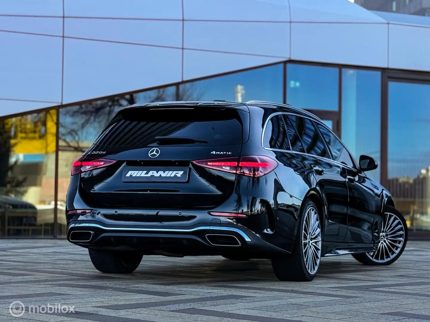 Mercedes-Benz C 220 Estate 220d AMG Line|Pano|Memory|Burmester Schwarz - 2