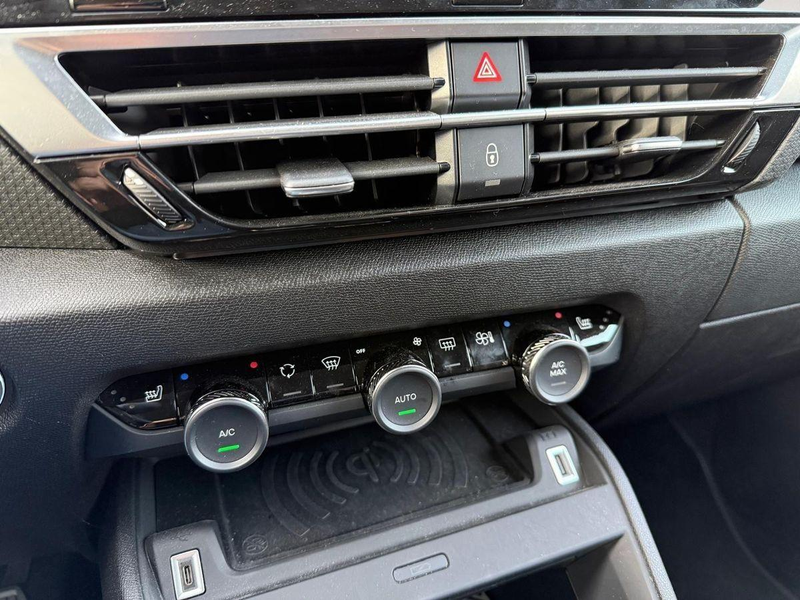 Citroen C4 Shine *AHK*SITZHEIZUNG*LEDER*HEAD-UP*NAVI*KAMERA* — photo 15