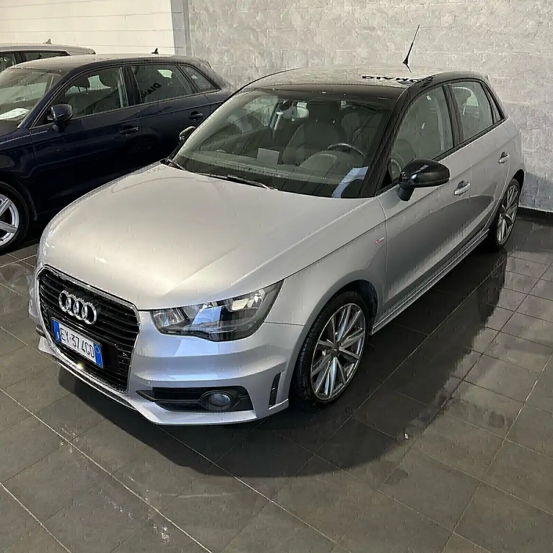 Audi A1 NEOPATENTATI S-LINE Grigio - 2