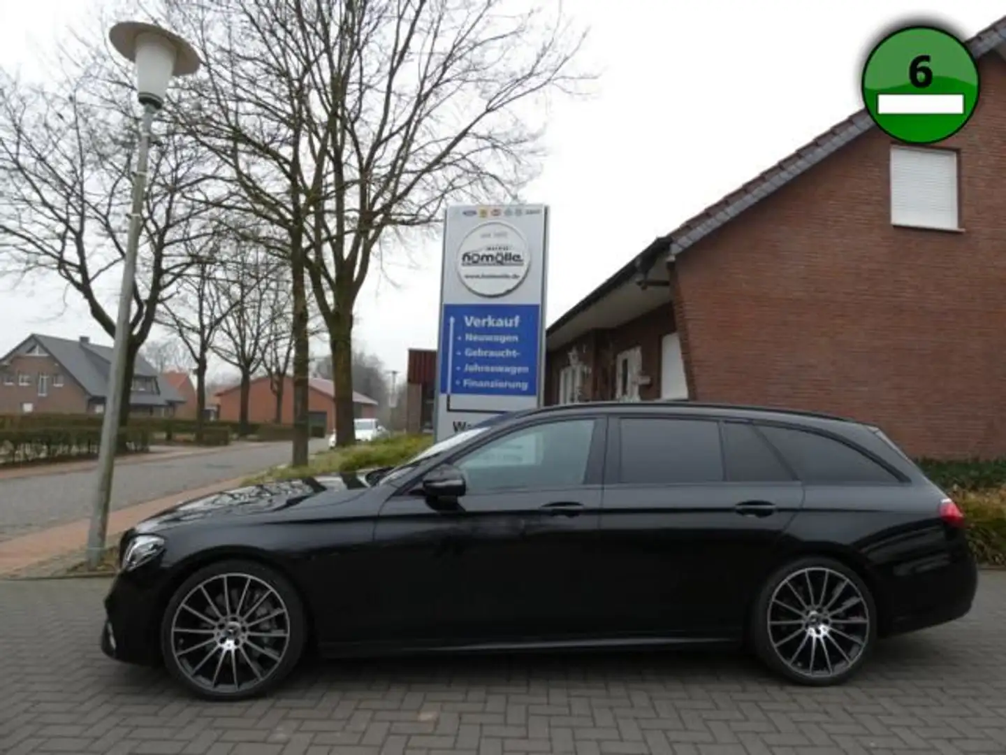 Mercedes-Benz E 350 T d AMG NIGHT-P. STHZ NAVI LED RFK ALU 20° Schwarz - 2