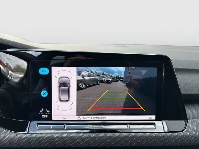 Volkswagen Golf view 17