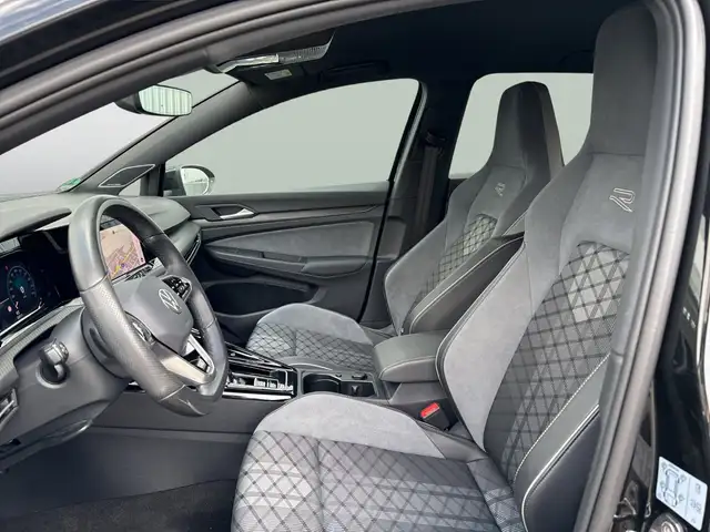 Volkswagen Golf view 12