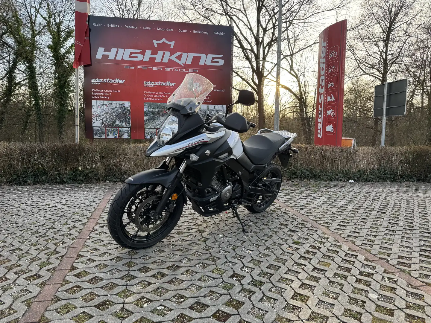 Suzuki V-Strom 650 DL650 Alb - 1