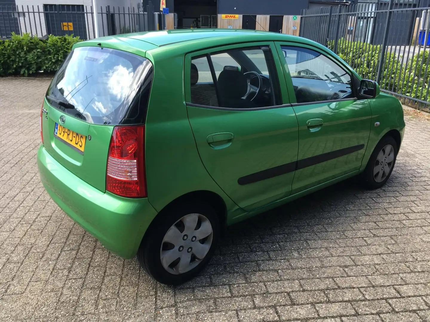 Kia Picanto 1.0 LXE / APK 28 JUNI 2026 / INRUILKOOPJE / 5 DEUR Groen - 2