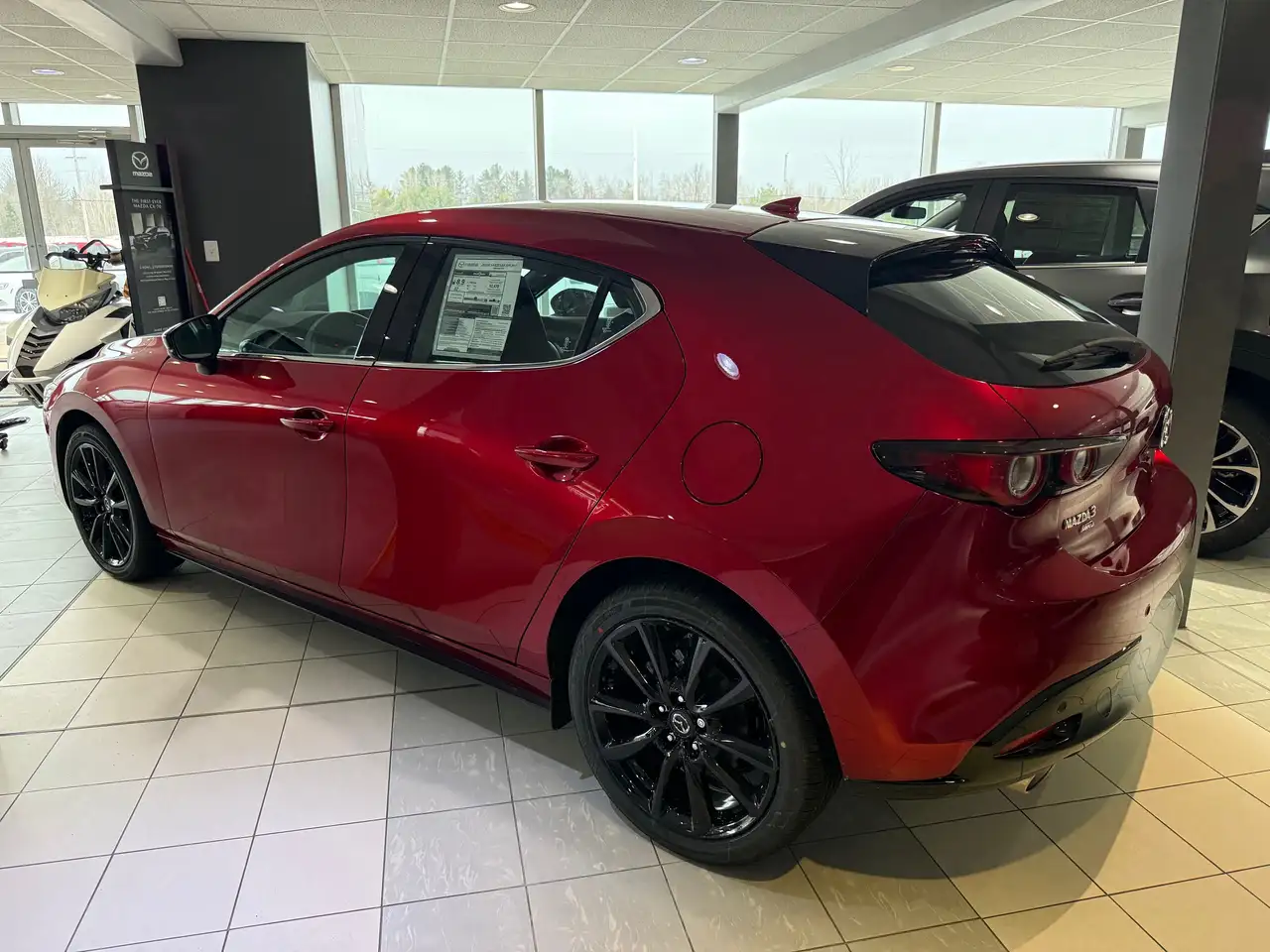 Mazda 3 снимка Mazda 3