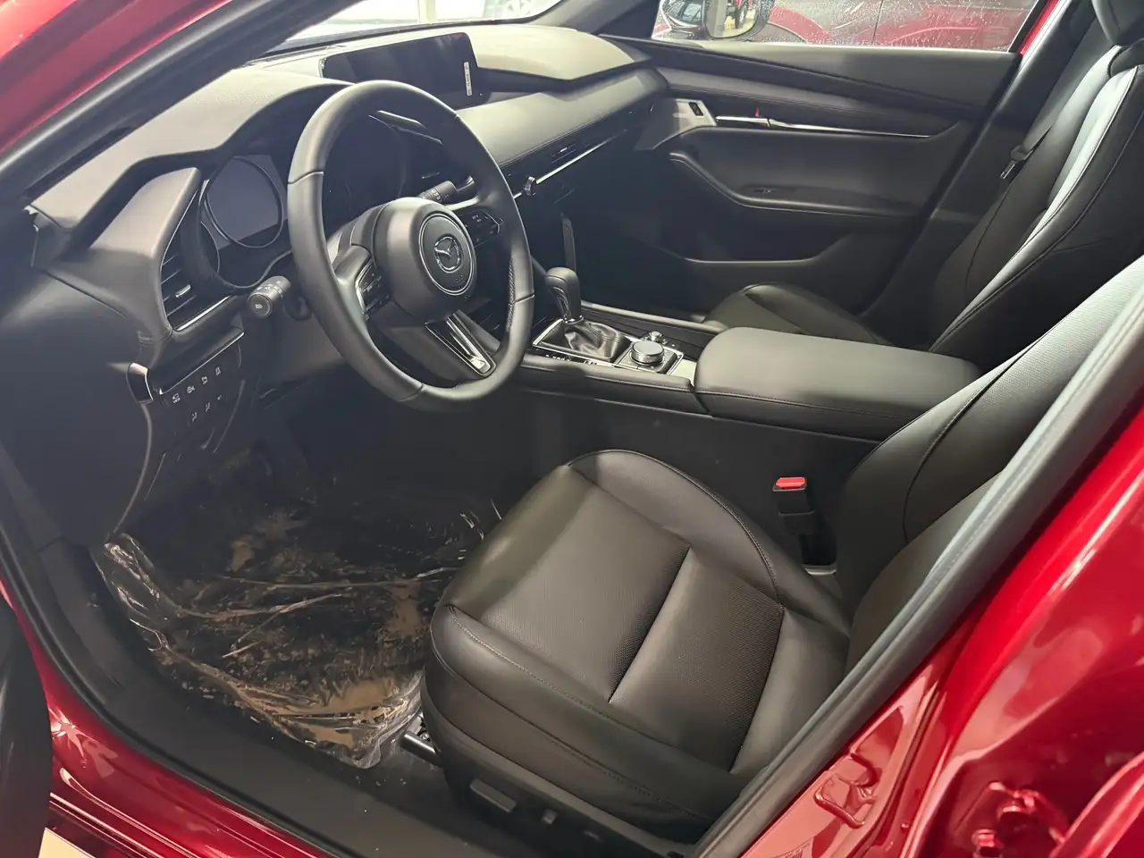 Mazda 3 снимка Mazda 3