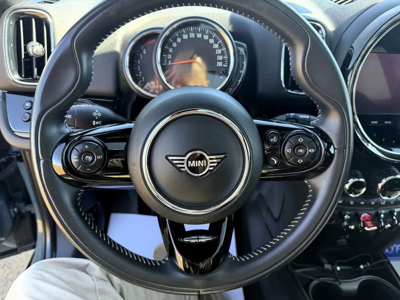 MINI Cooper S Countryman снимка MINI Cooper S Countryman