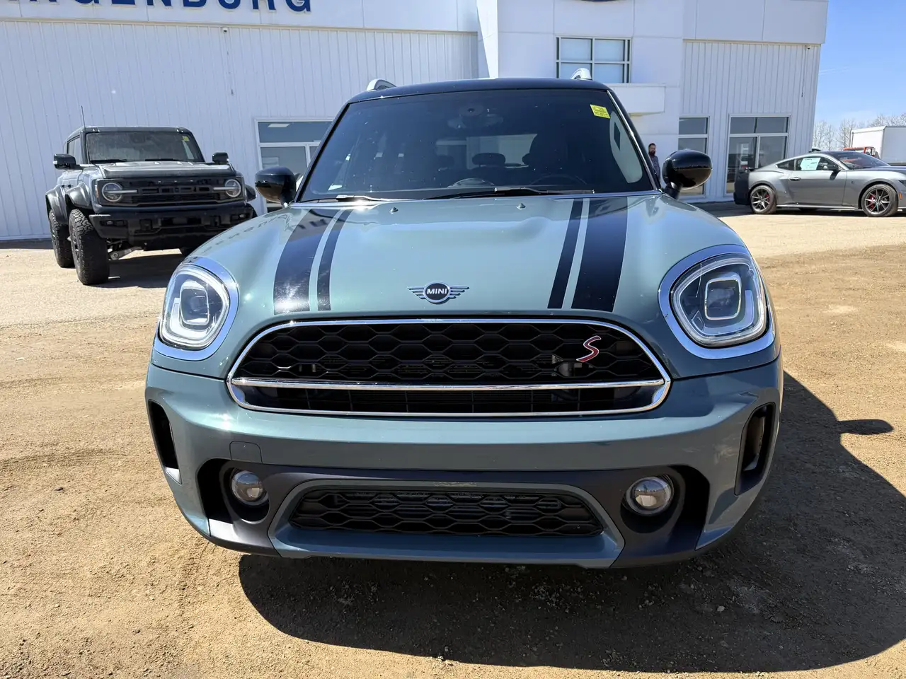 MINI Cooper S Countryman снимка MINI Cooper S Countryman