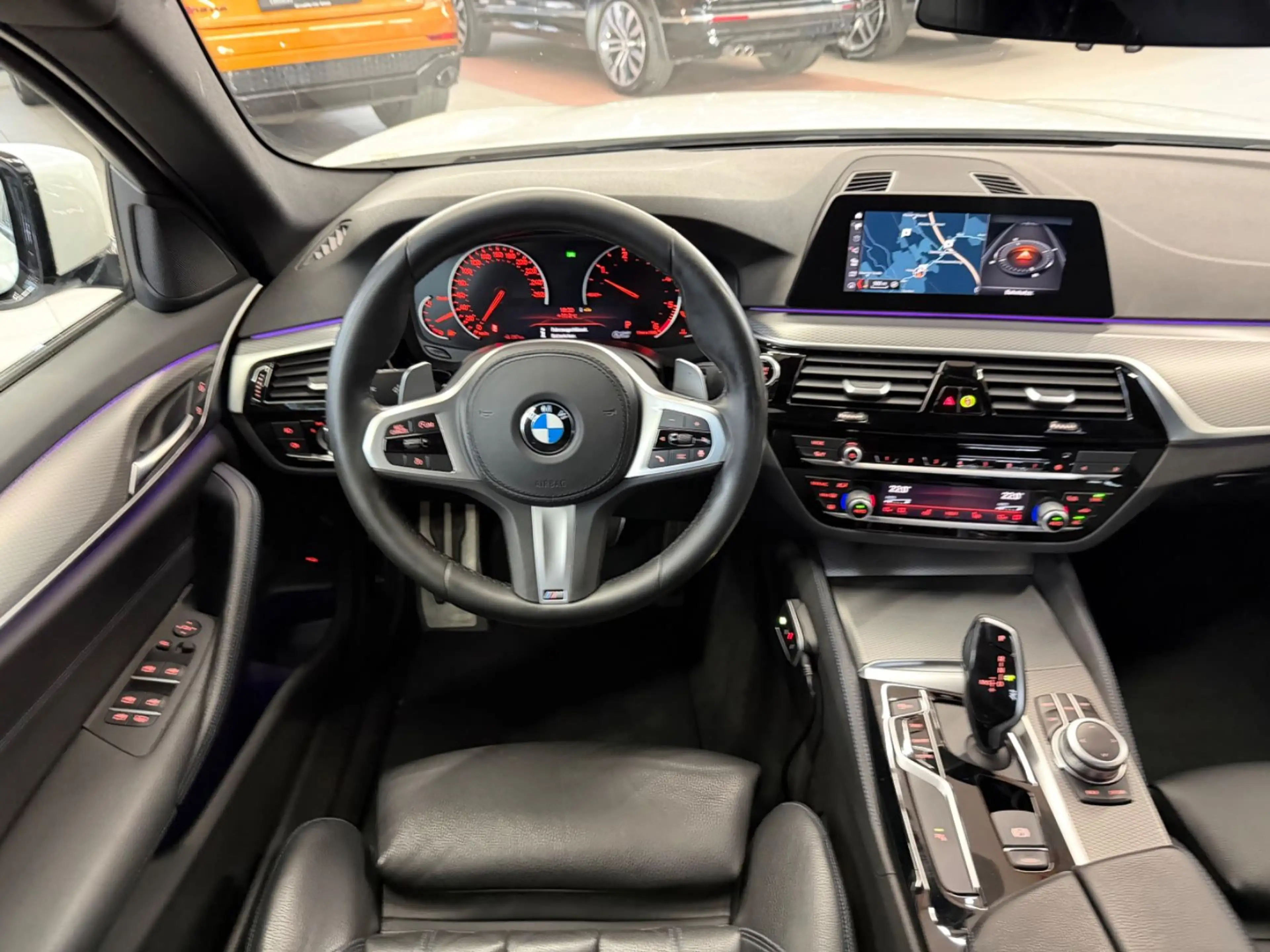 BMW 540 d xDrive Lim.  M Sport Kam. Leder Ambiente — photo 11