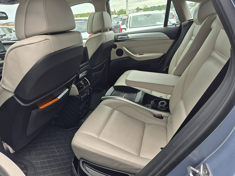 BMW X6 — photo 15