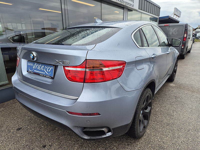 BMW X6 — photo 7