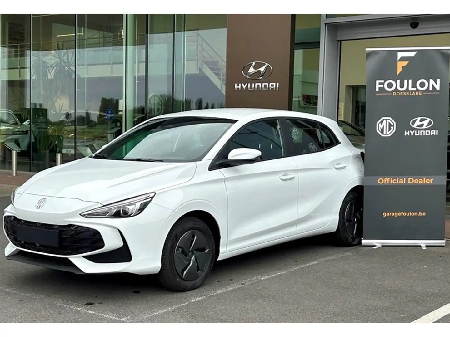 MG MG3 1.5 Hybrid + Standard - 1