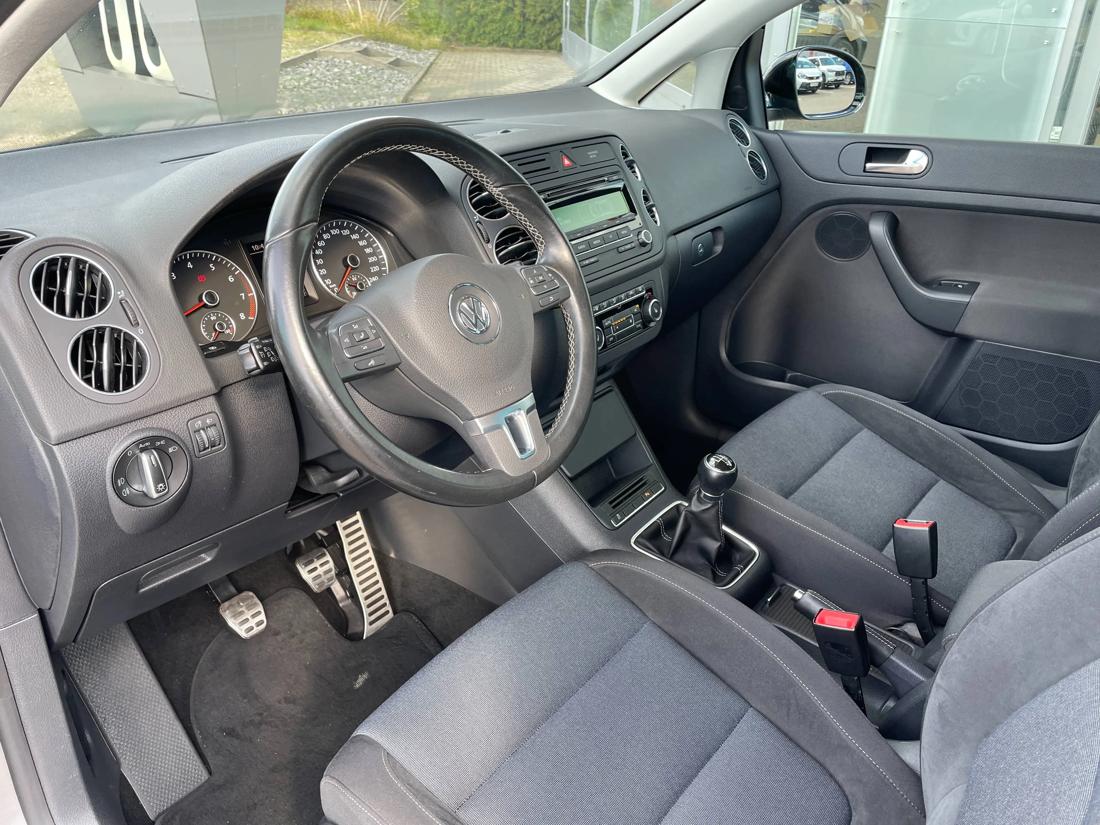 Volkswagen Golf Plus Golf VI Plus 1.2 TSI Style * 8-fach bereift * scheckheftgepflegt * — photo 7