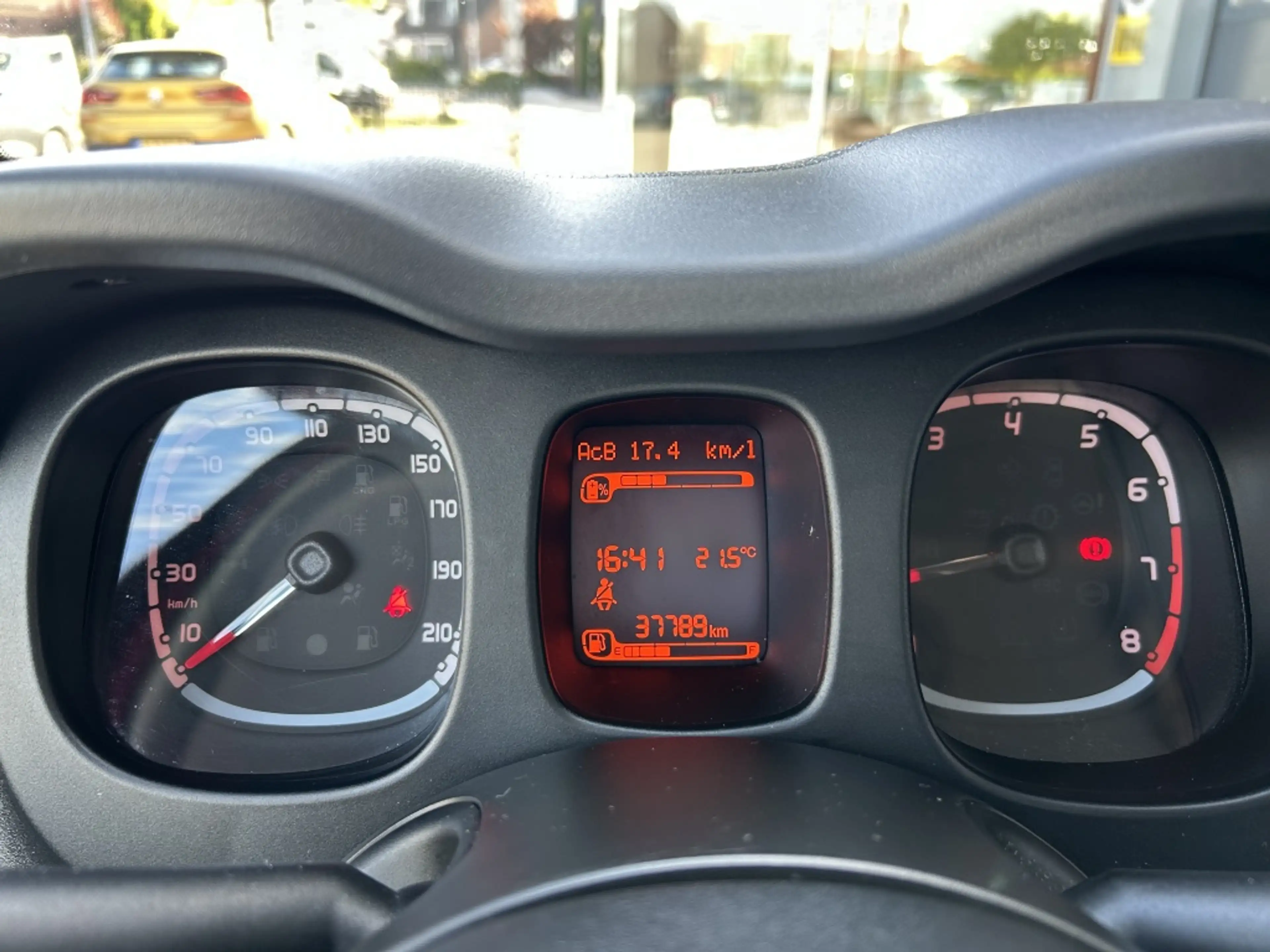 Fiat Panda 1.0 70pk Hybrid City Life — photo 8