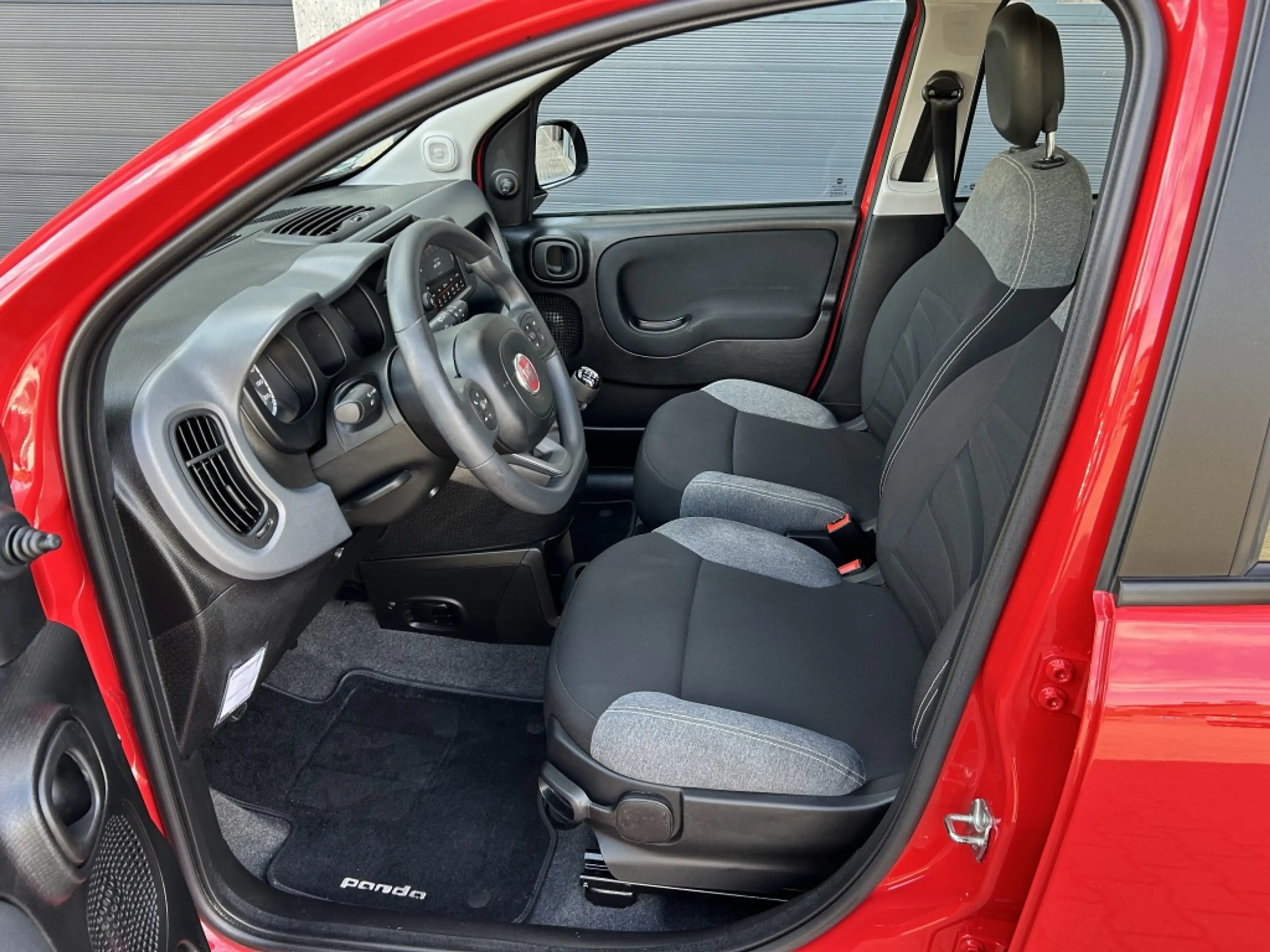 Fiat Panda 1.0 70pk Hybrid City Life — photo 6