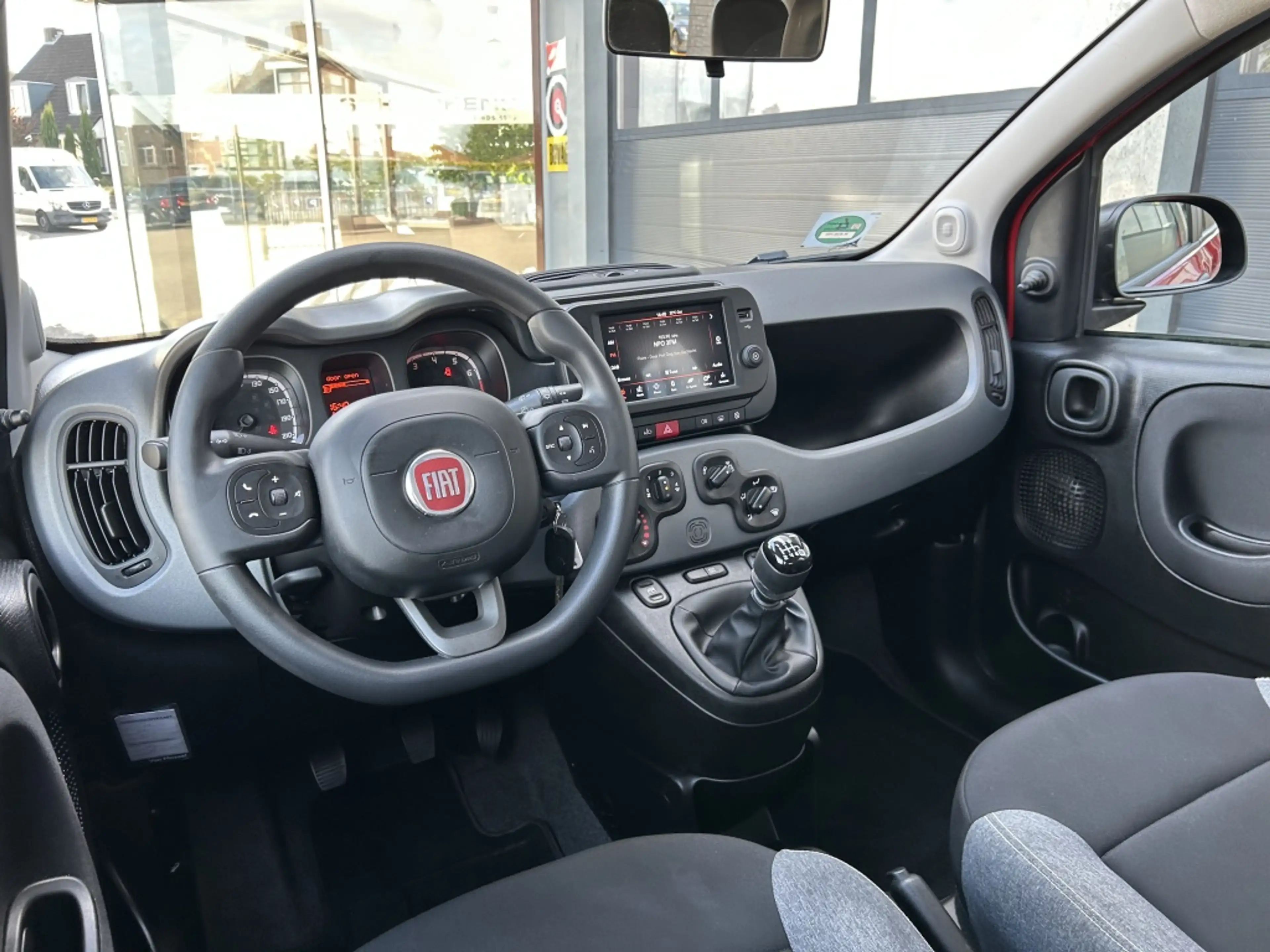 Fiat Panda 1.0 70pk Hybrid City Life — photo 15