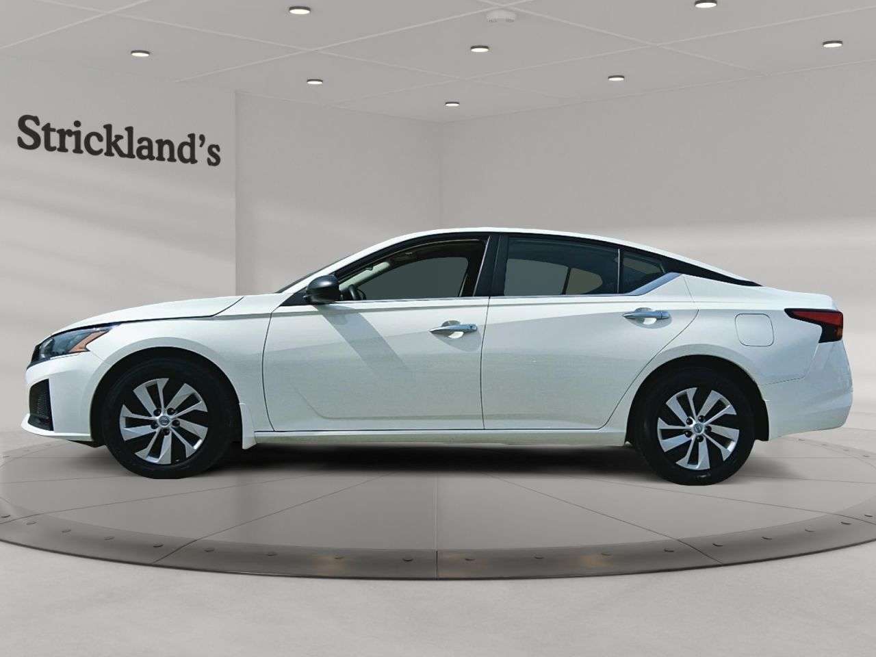 2025 Nissan Altima S AWD — photo 1