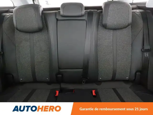 Peugeot 3008 view 15