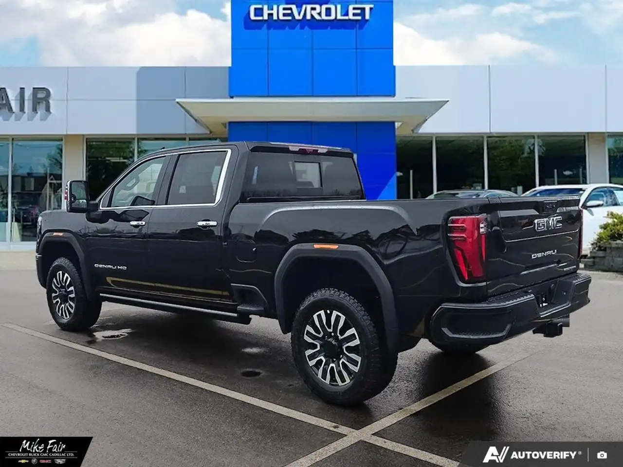 GMC Sierra 2500HD снимка GMC Sierra 2500HD