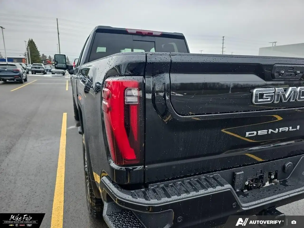 GMC Sierra 2500HD снимка GMC Sierra 2500HD