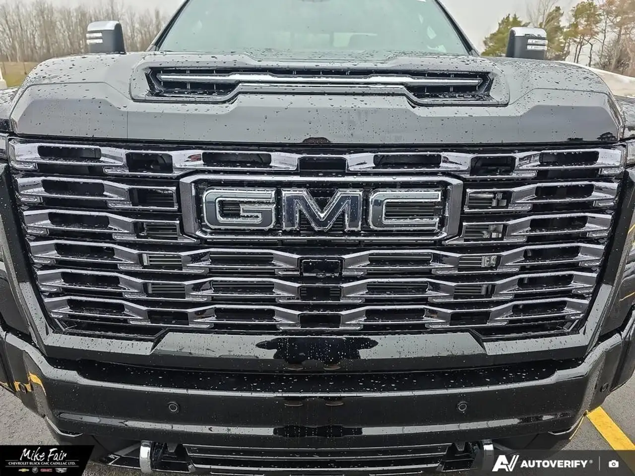 GMC Sierra 2500HD снимка GMC Sierra 2500HD