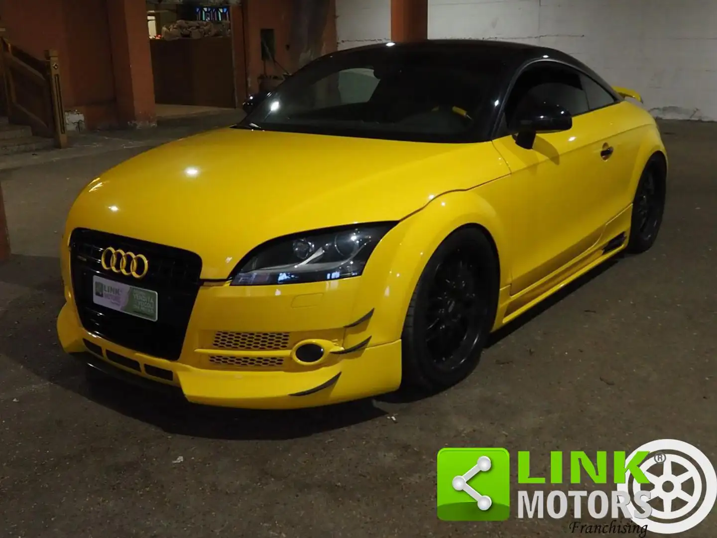 Audi TT Coupé 2.0 TFSI Jaune - 1