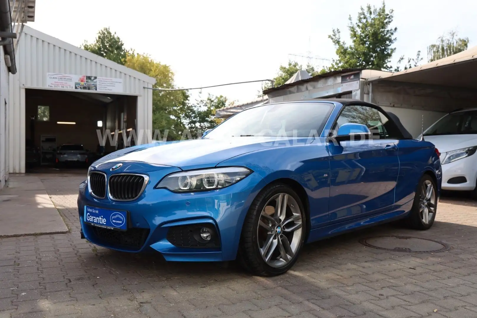 BMW 220 d Cabrio M Sport|1.H|LEDALCANTARA|8-FACH| Bleu - 1