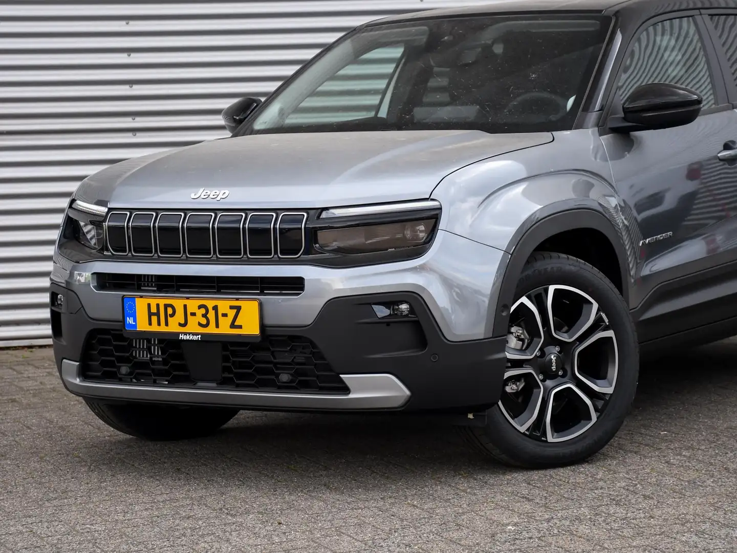 Jeep Avenger Summit 1.2 e-Hybrid 110pk Automaat KEYLESS ENTRY | Grau - 2