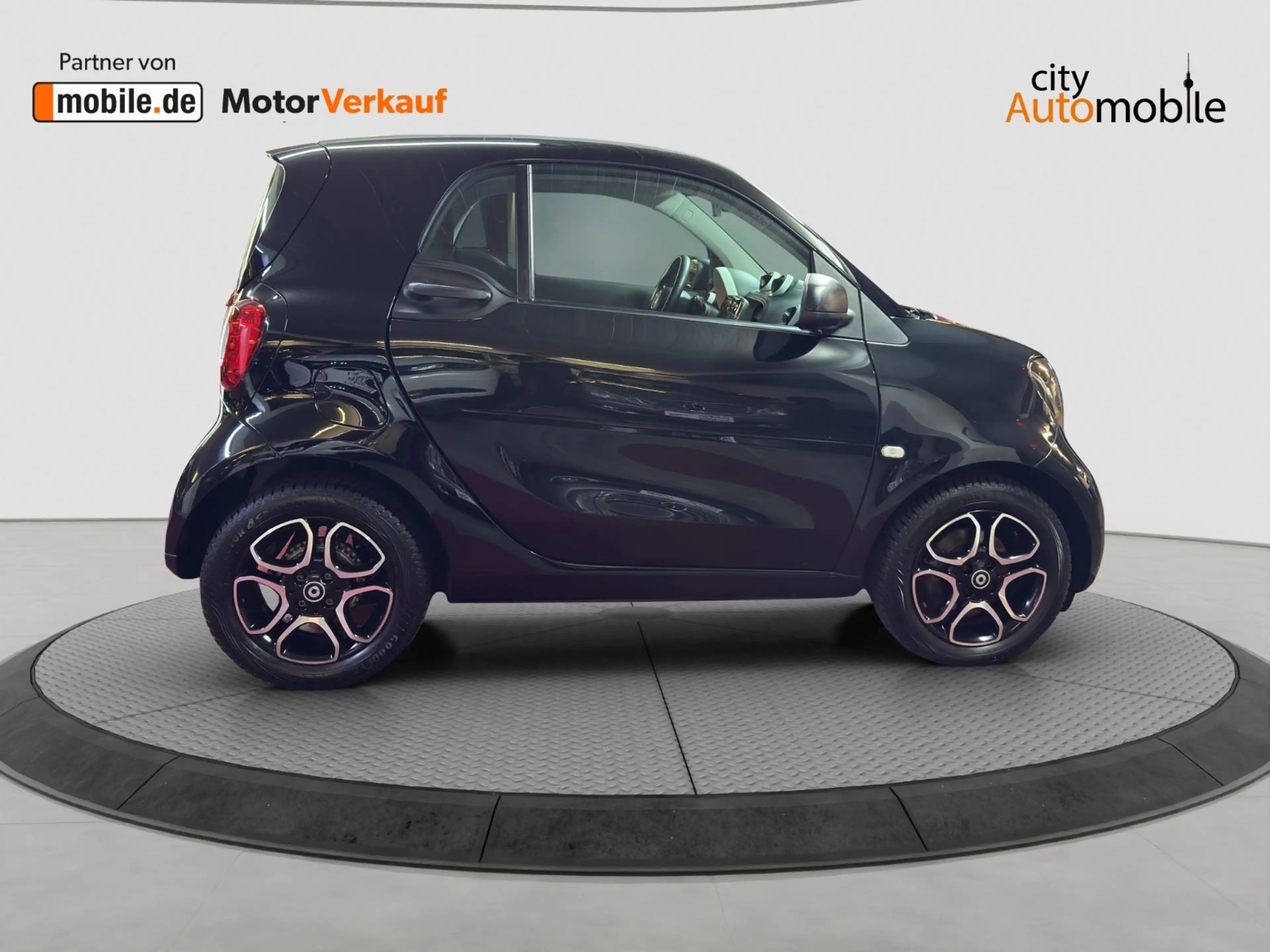 smart forTwo fortwo coupe /1.Hand — photo 2
