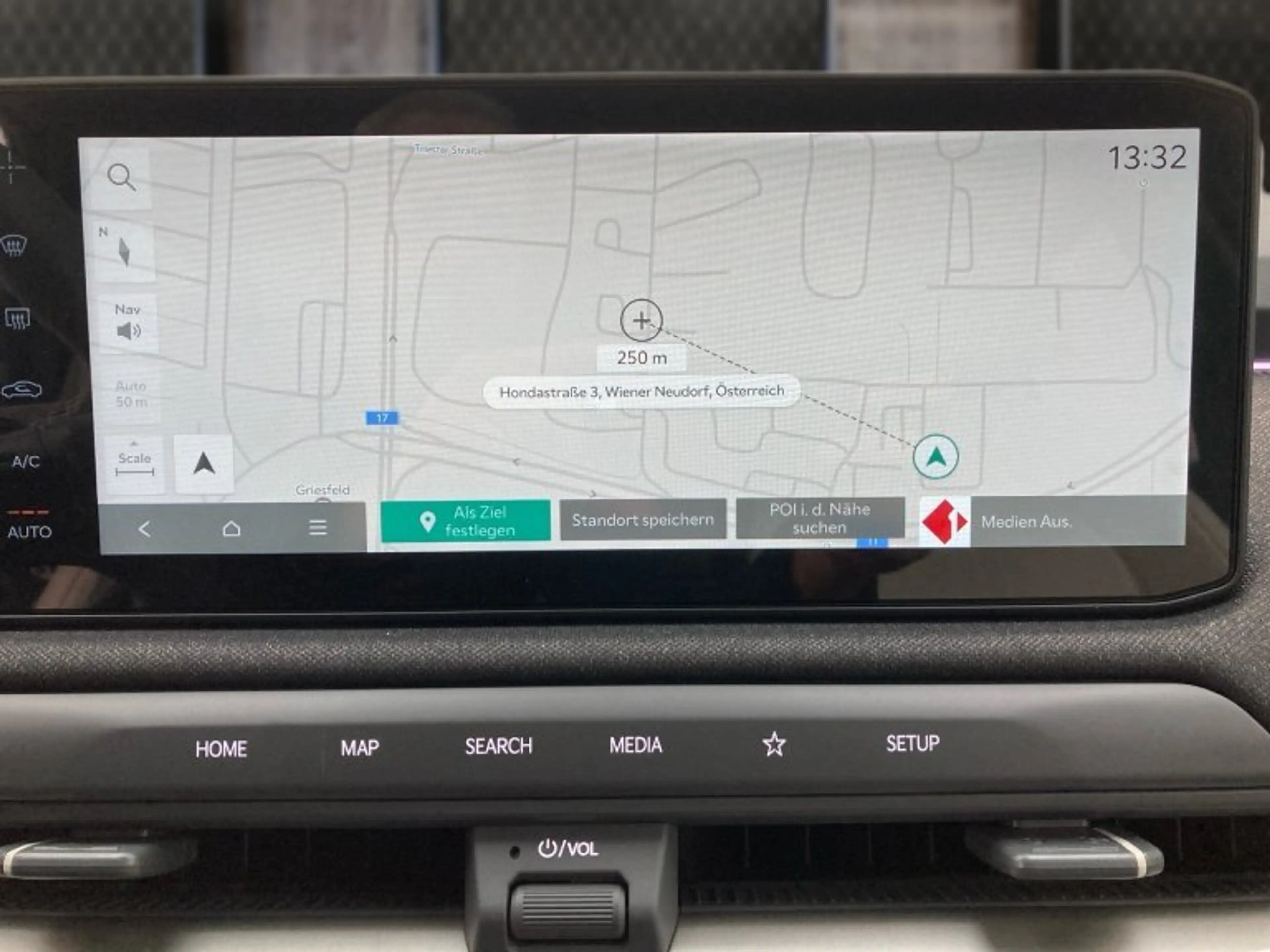 Kia EV3 /GT-LINE/81,4KWH/AT/FWD/204/SD — photo 8