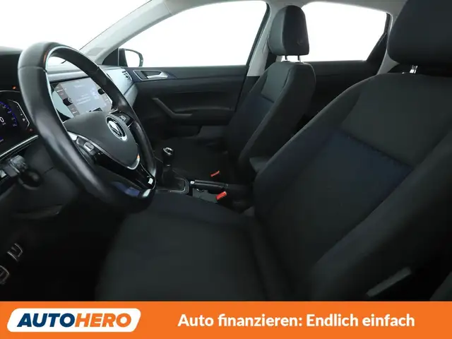 Volkswagen Polo view 10