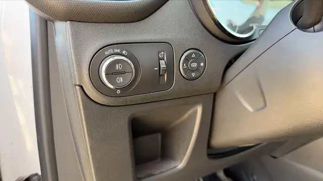Opel Crossland X view 13