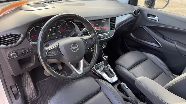 Opel Crossland X view 8