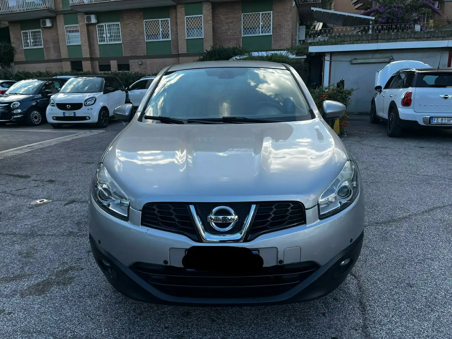 Nissan Qashqai Qashqai 1.5 dci Tekna FL Gris - 1
