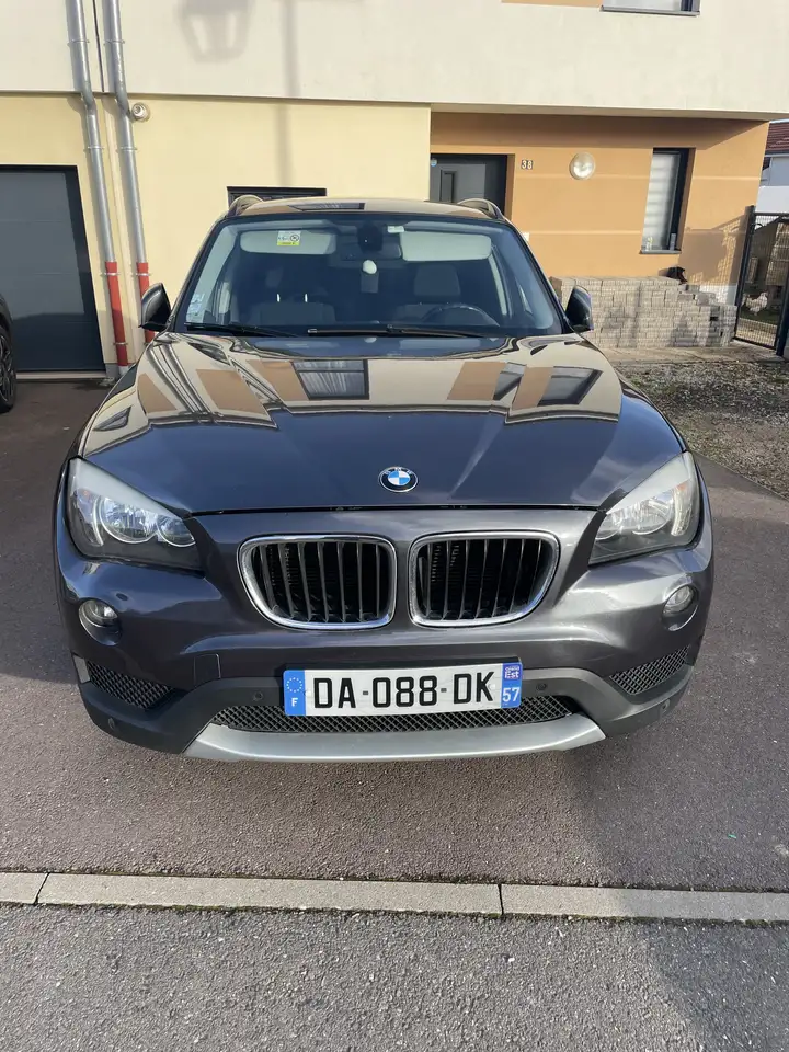 Bmw X1 sDrive 18d 143 ch Lounge Plus A