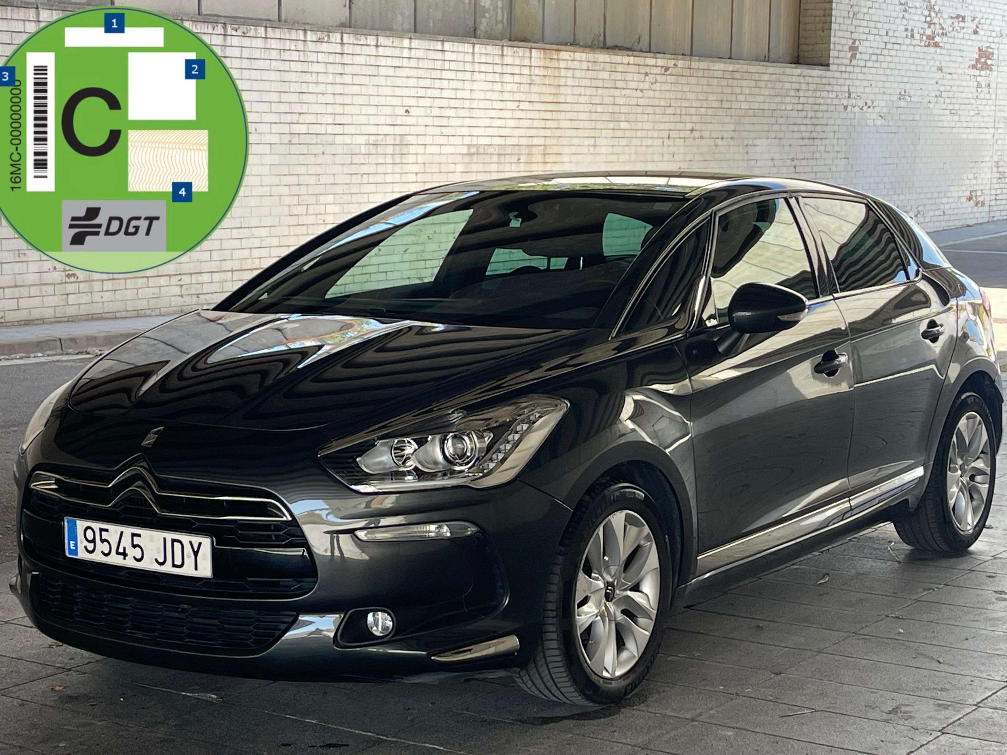 Citroen DS5 DS5 1.6BlueHDi Desire 120 Desire - foto 1
