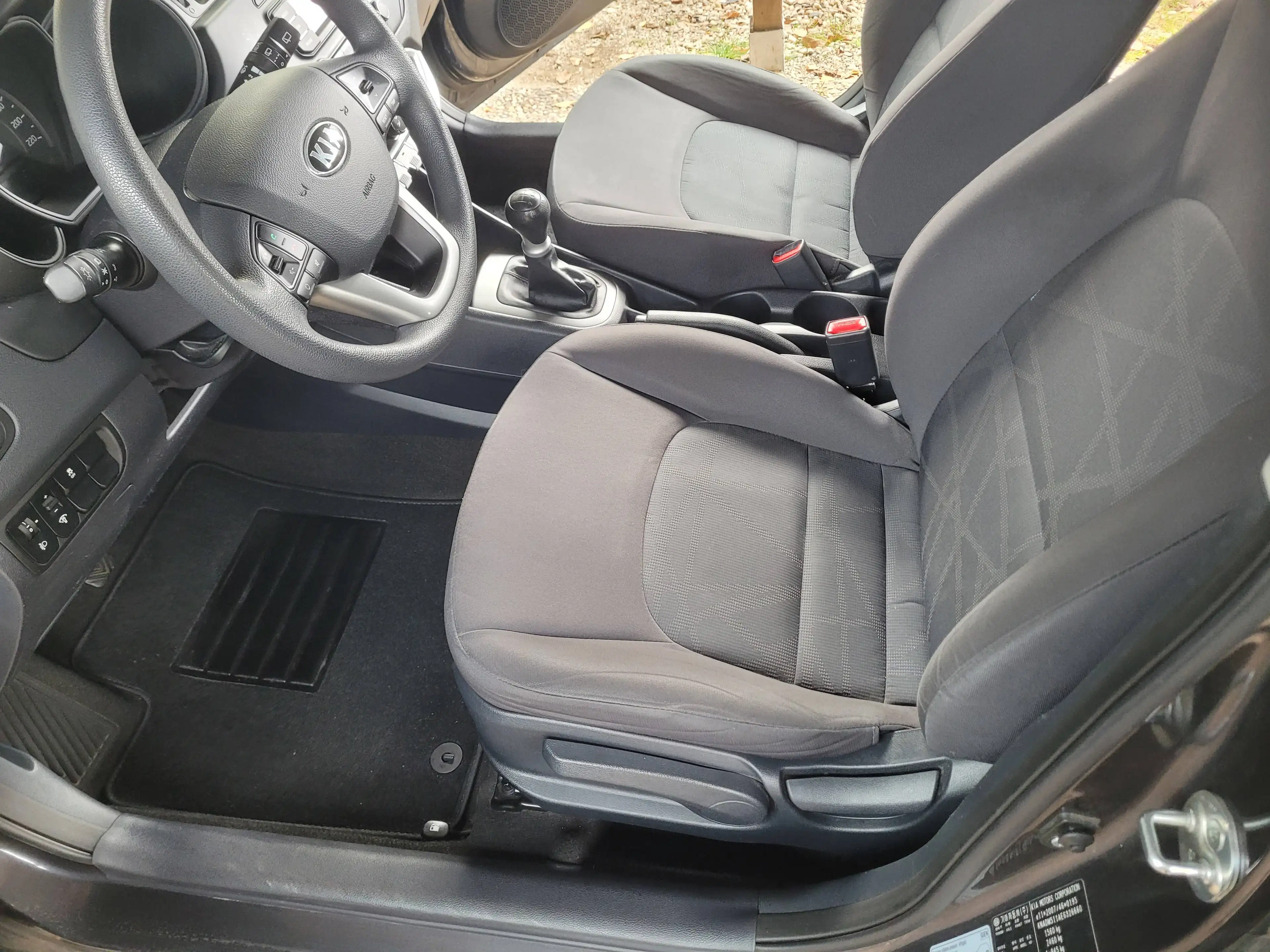 Kia Rio Business Line — photo 8