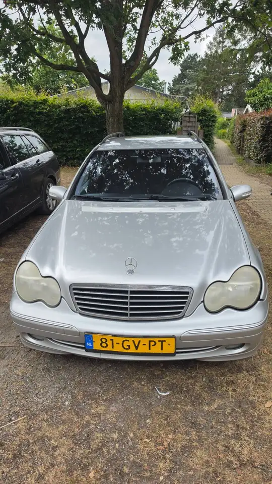 Mercedes-Benz C 180 Elegance, foto 2