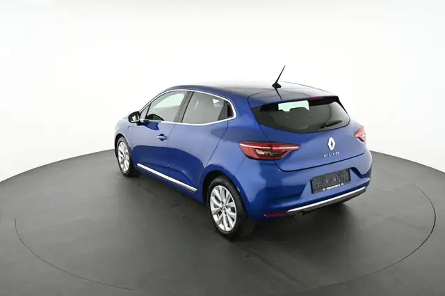 Renault Clio view 9