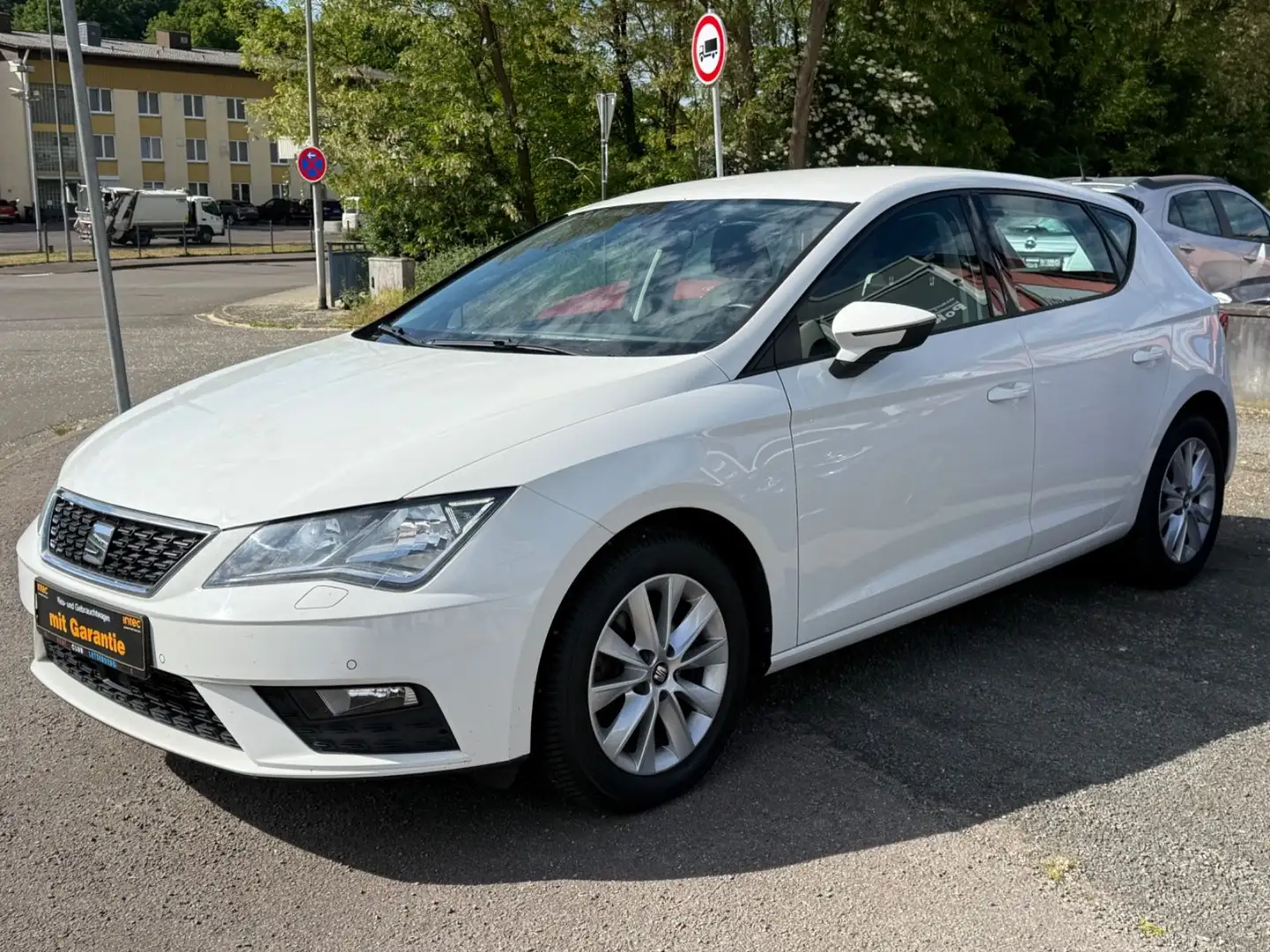 SEAT Leon Style Automatik Navi PDC Blanc - 1