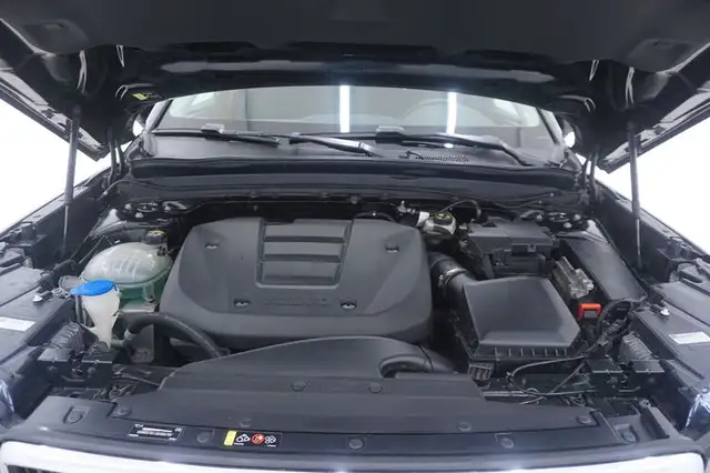 Volvo XC40 view 13