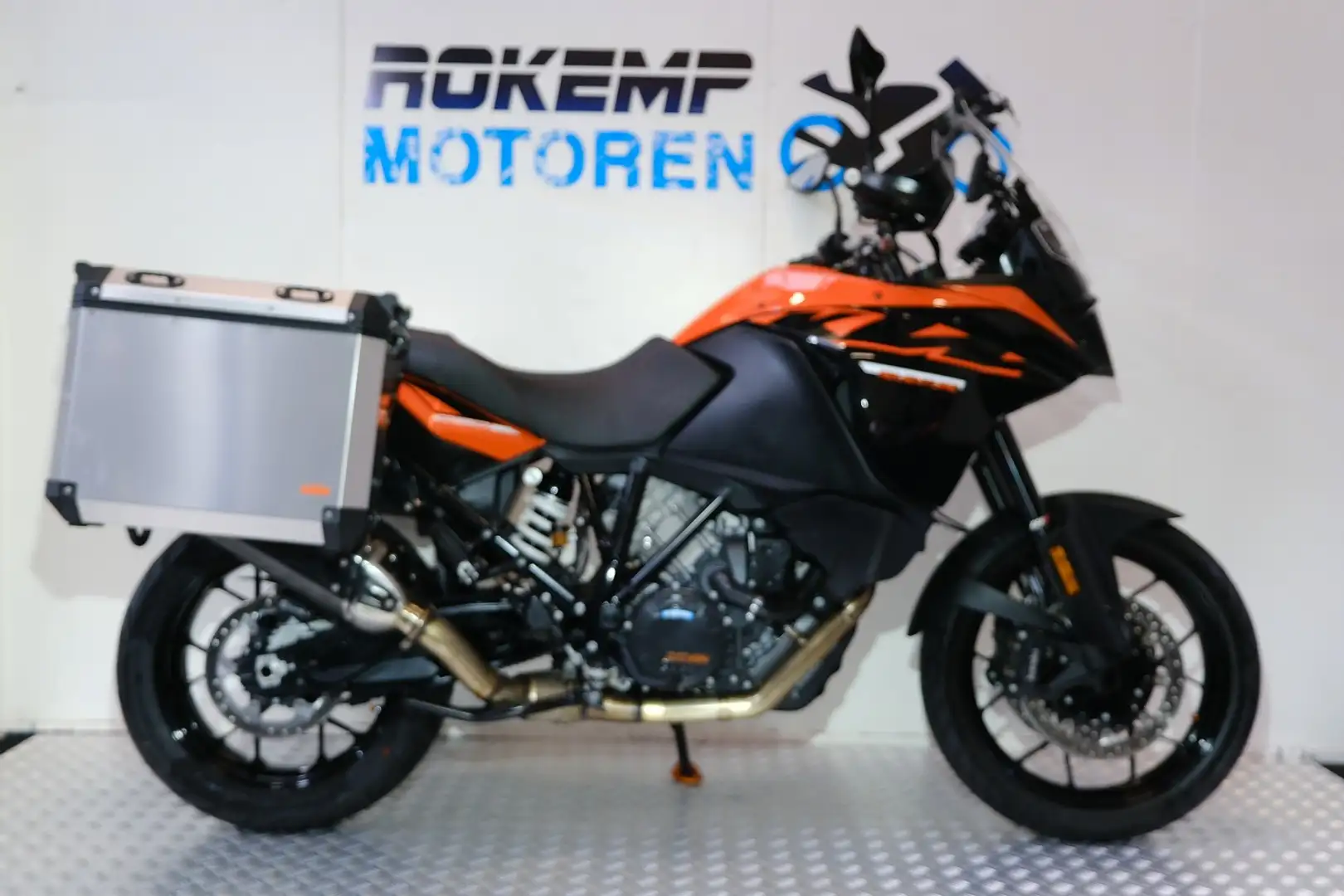 KTM 1090 Adventure Negru - 1