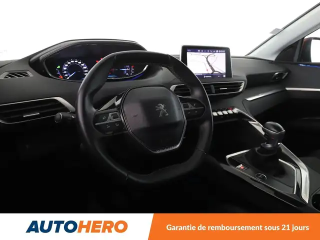 Peugeot 3008 view 11