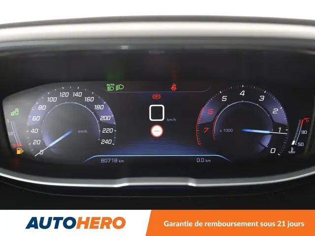 Peugeot 3008 view 17