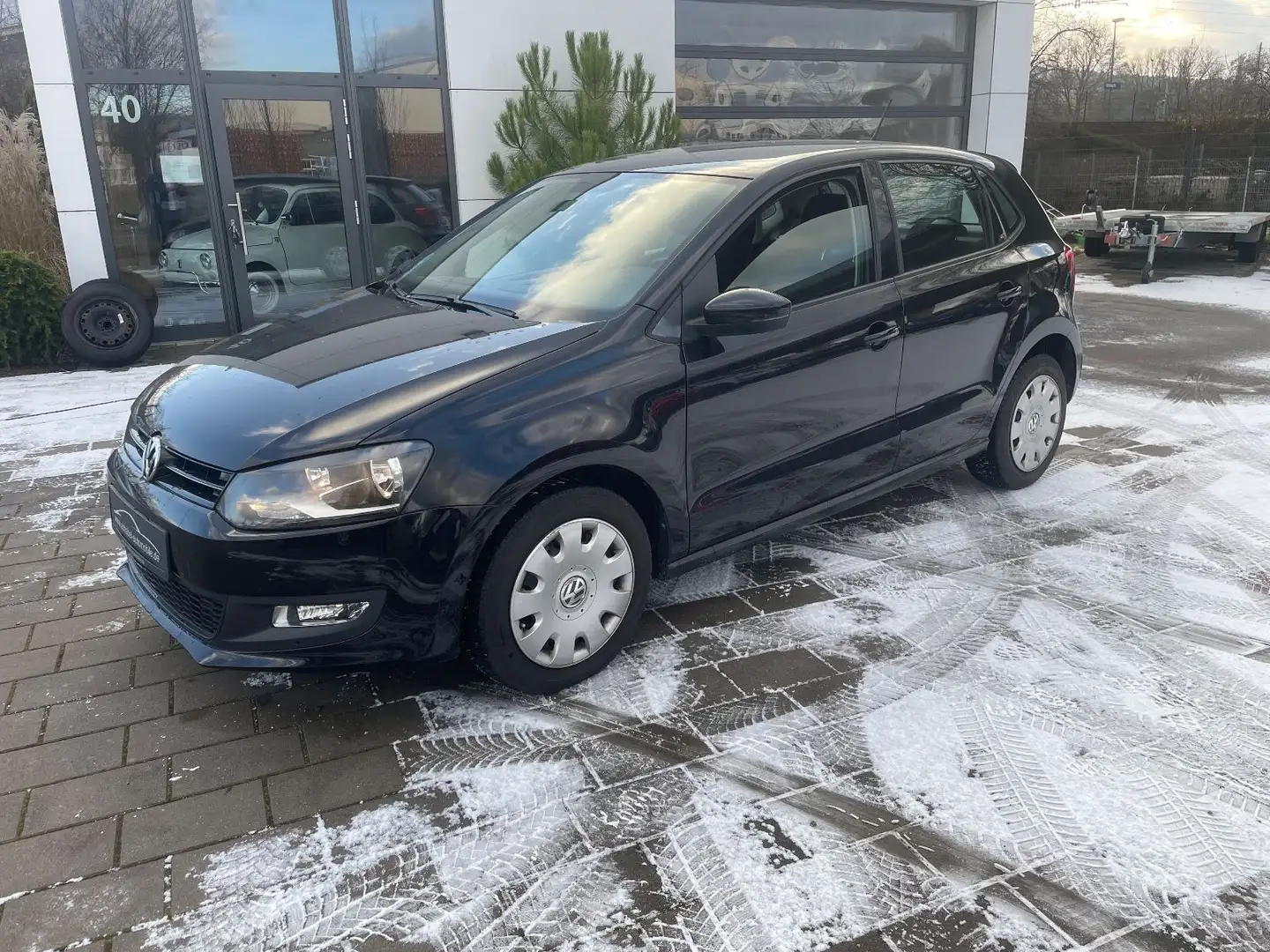 Volkswagen Polo V 1.2 TSI Comfortline 5trg Klimaaut Alu Schwarz - 1